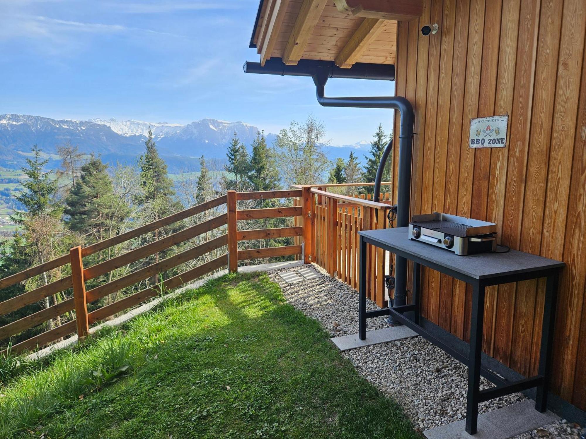 Alone In Chalet With View On Dolomites Apartment Villandro Bagian luar foto